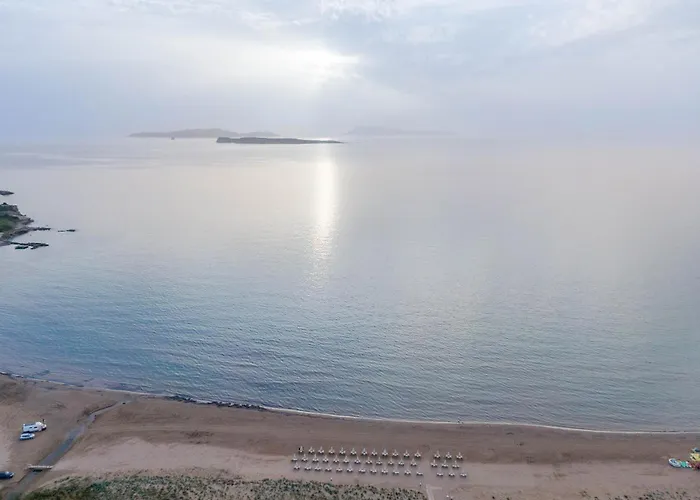 Kosmos St6 In Agios Stefanos آغيوس ستيفانوس