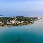 Kosmos St6 In Agios Stefanos